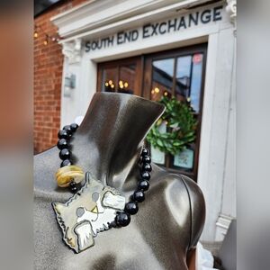 Unique Cat Pendant Necklace with Black Beads